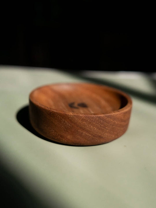 Handcrafted Floral Ring Dish – Elegant Jewelry Holder