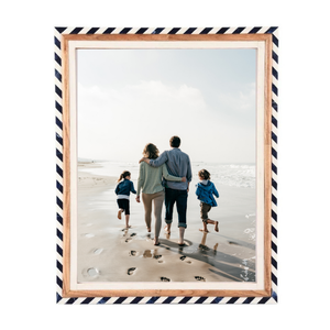 Marquet-Bevel Wall Frame