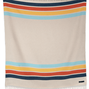 Cozy Mountain Throw Blanket 