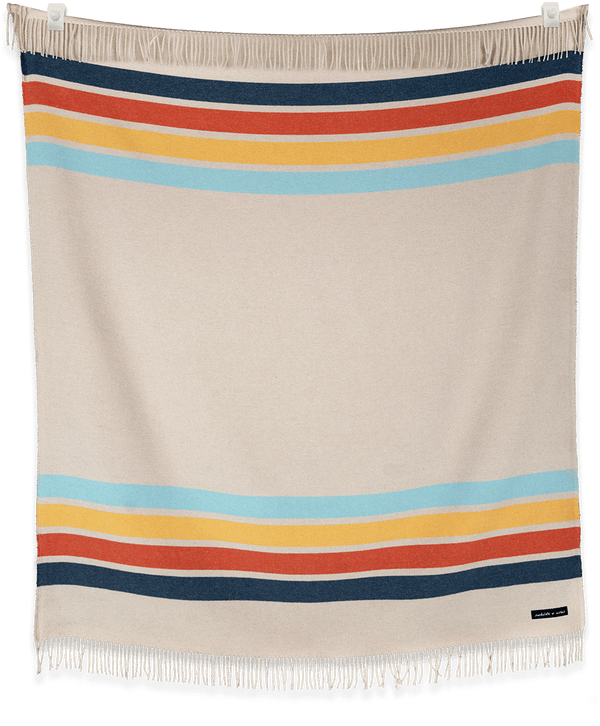 Cozy Mountain Throw Blanket 